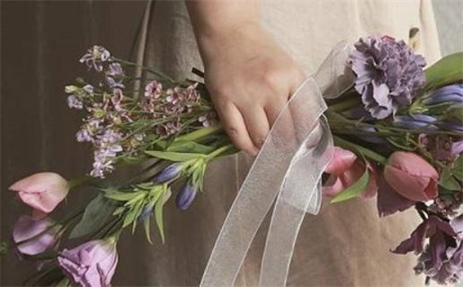 2025年04月24日是领证好日子吗 领证吉利吗